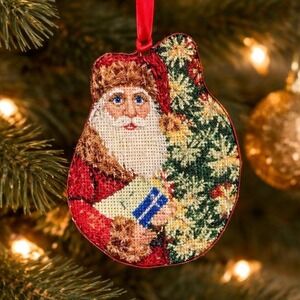 Vintage Embroidered Santa Ornament Christmas Tree Fabric 4 Inch